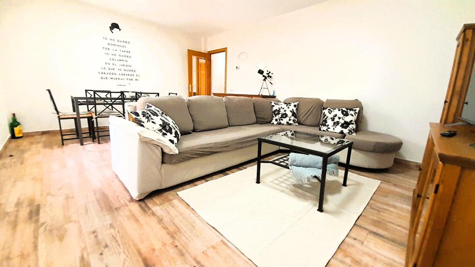 La Casona Apartment Serranillos Luaran gambar