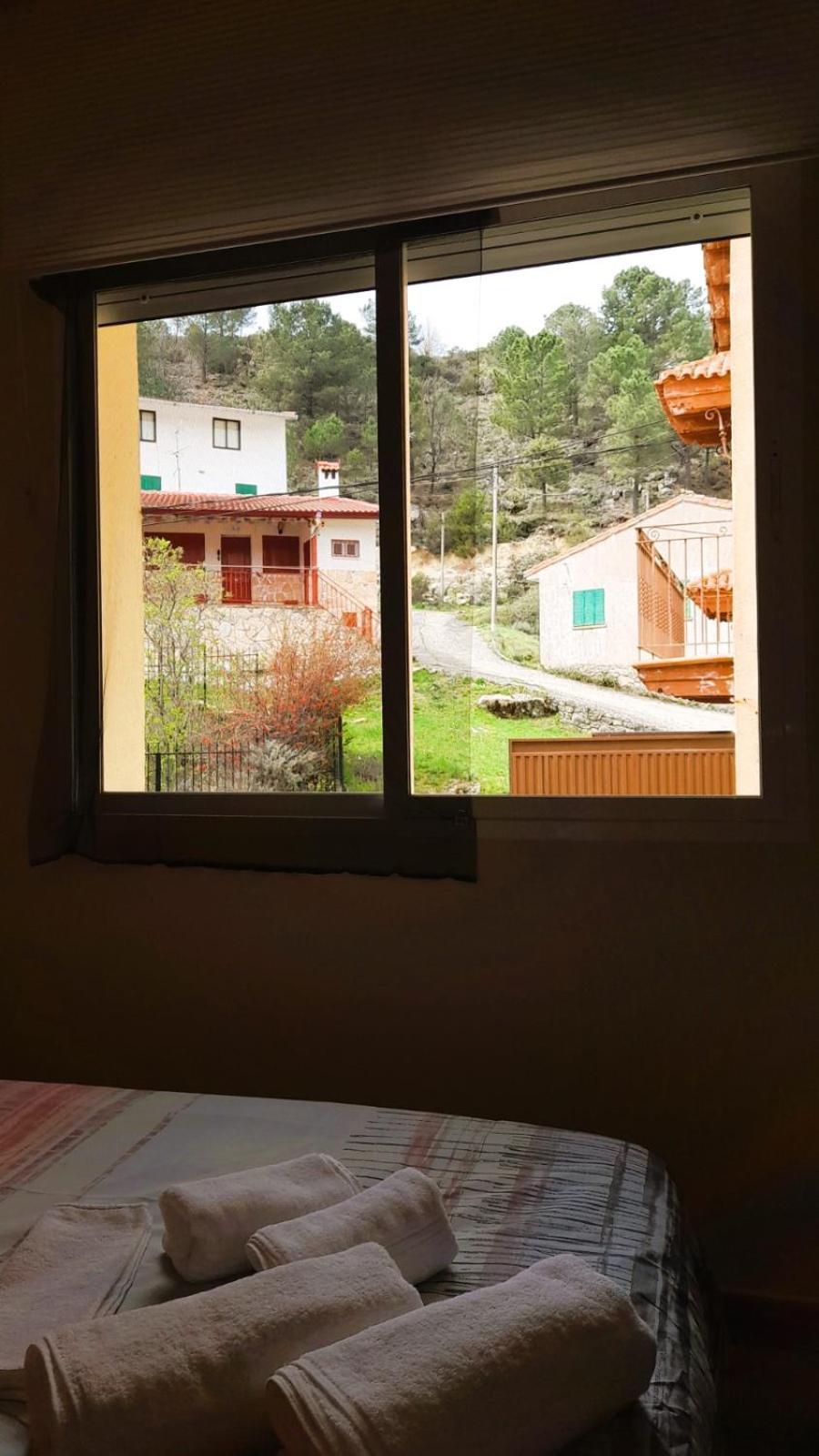 La Casona Apartment Serranillos Luaran gambar