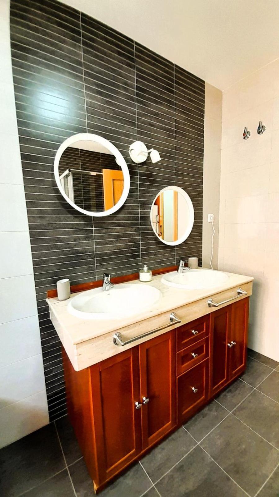 La Casona Apartment Serranillos Luaran gambar