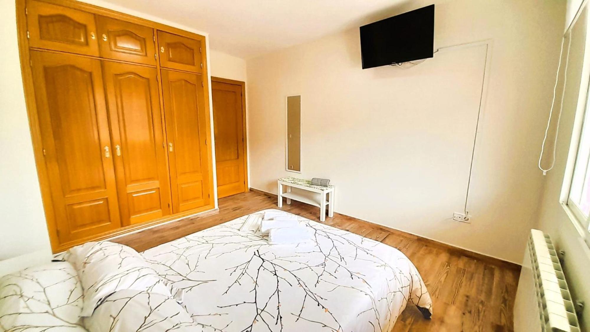 La Casona Apartment Serranillos Luaran gambar