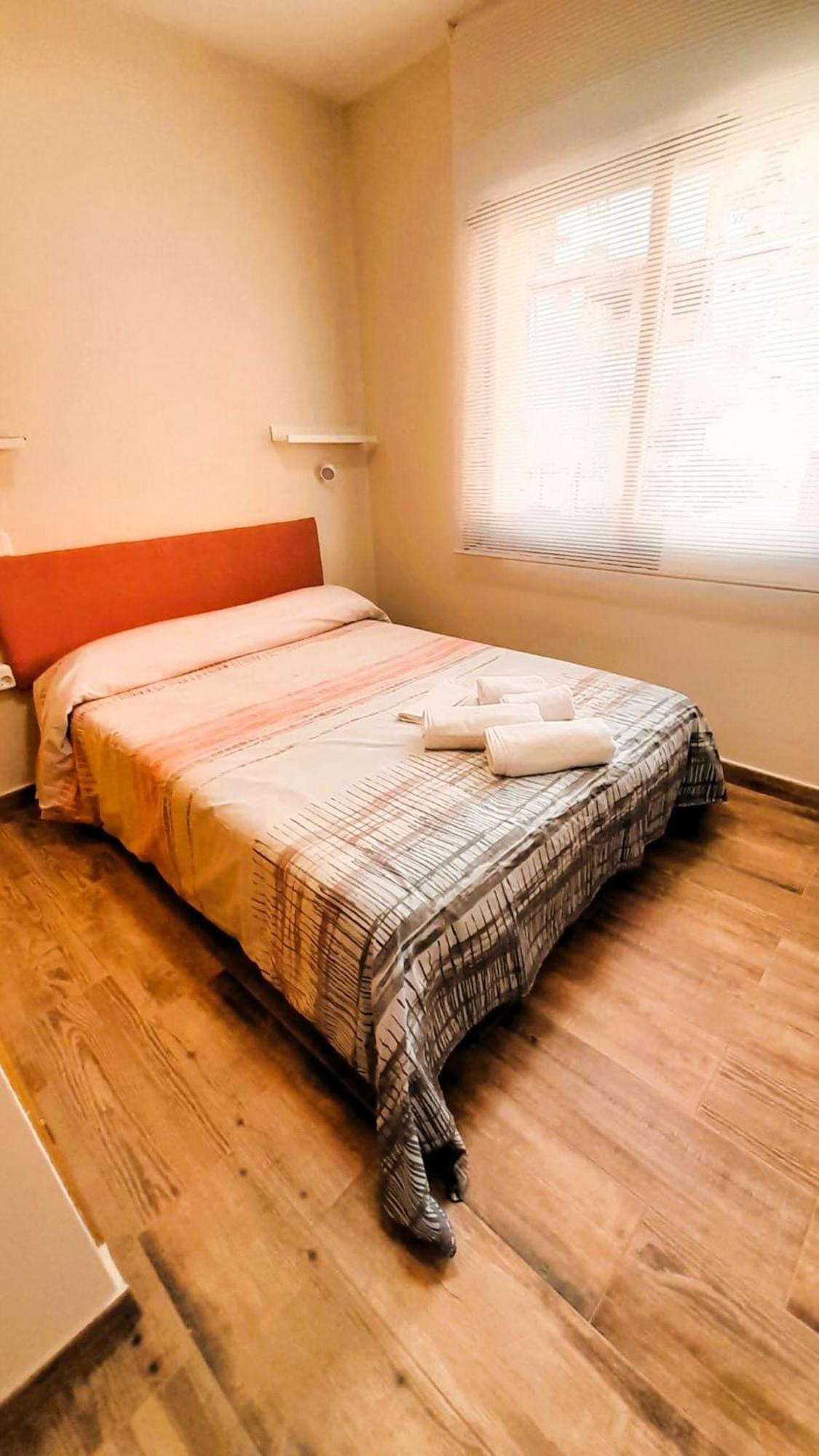 La Casona Apartment Serranillos Luaran gambar