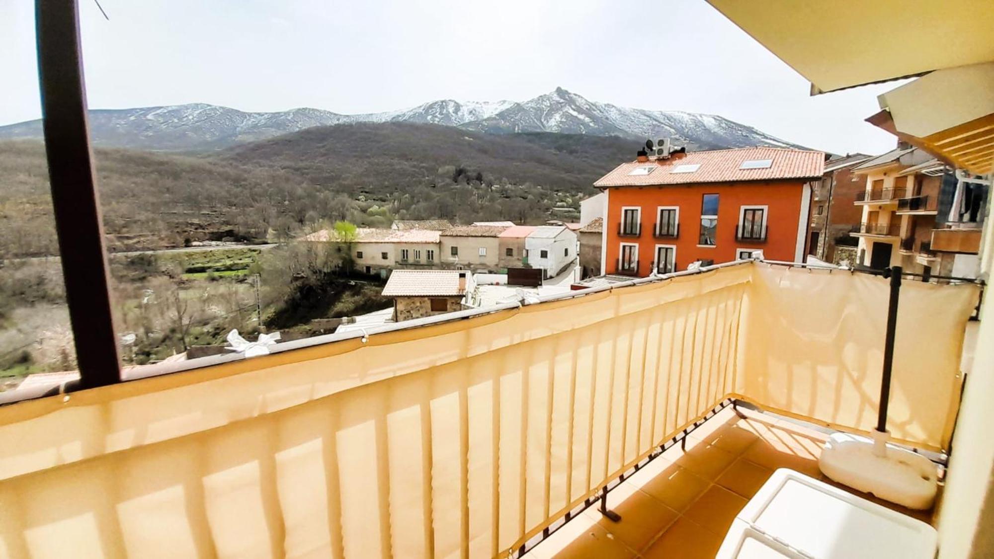 La Casona Apartment Serranillos Luaran gambar
