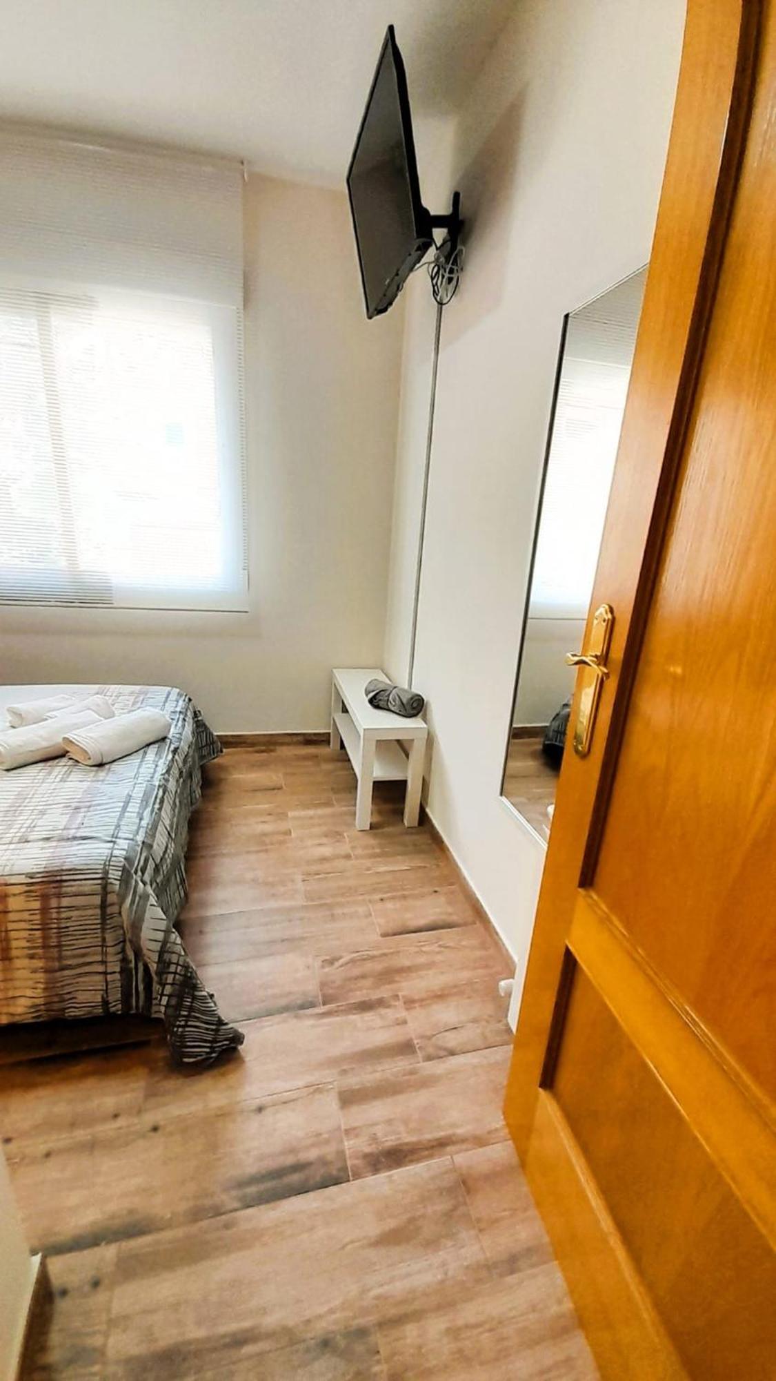 La Casona Apartment Serranillos Luaran gambar